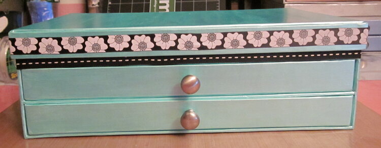 MM Green Embellishment Box