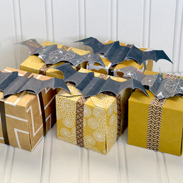 *We R* Bat Favor Boxes