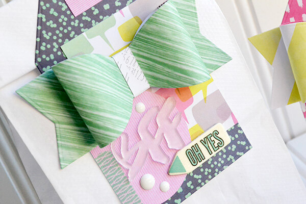 *We R* Paper Bow Gift Tags