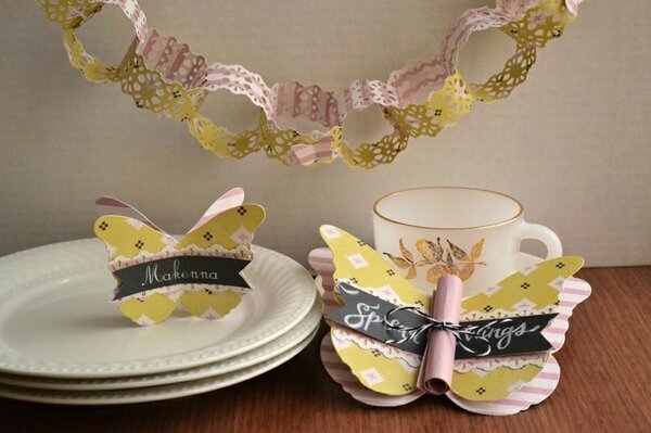 *We R* butterfly tea party set