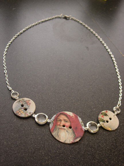 chipboard button necklace
