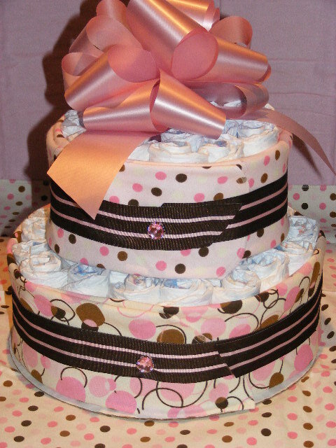 Cute &#039;N Sassy Diva Diaper Cake (back)