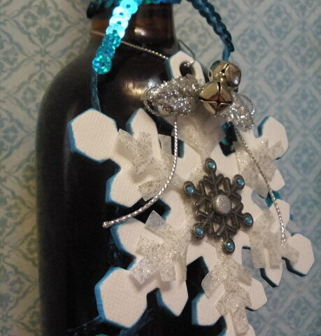 Snowflake Wine Bottle Tag Close Up