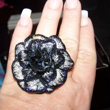 Paper Rose Ring-Black