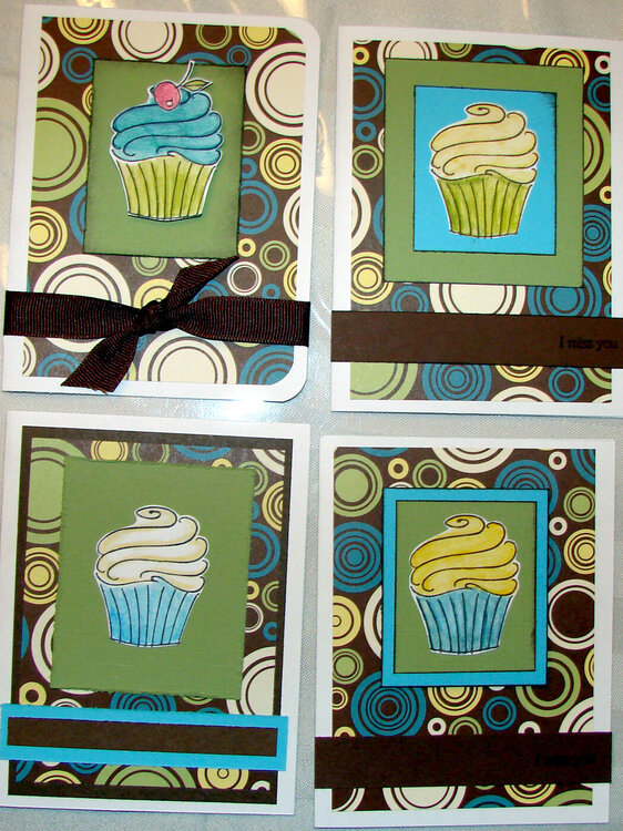Cup Cake green and teal cards