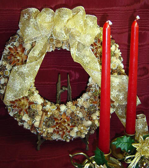 My Favorite Christmas Wreath (1)