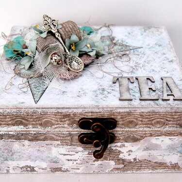 tea box *13 arts*