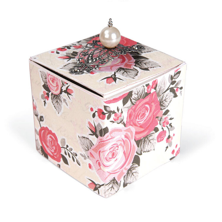 Favor Box by Beth Reames