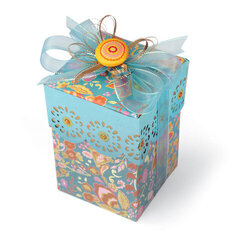 Scalloped Gift Box by Debi Adams