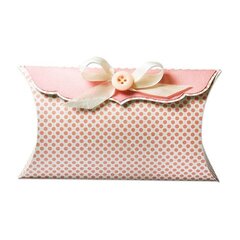 Scalloped Cut Pillow Box with Button Bow