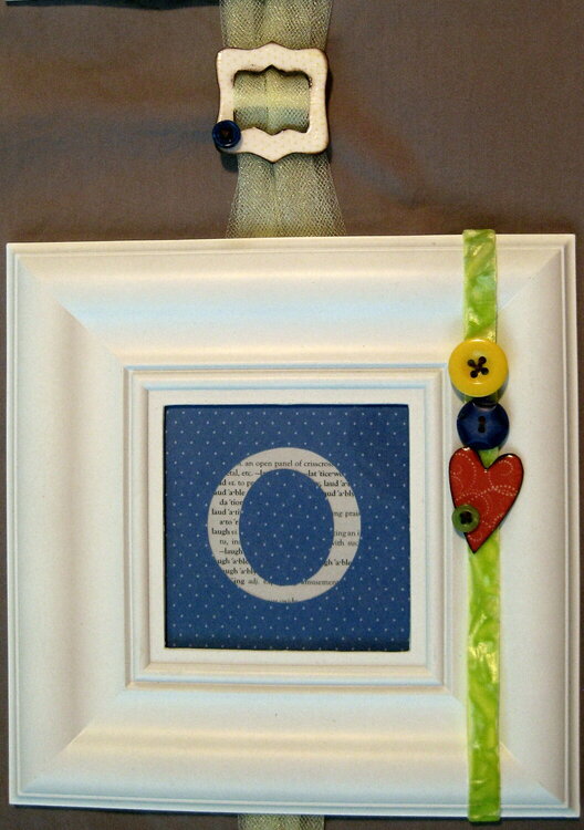 Love wall hanging &quot;O&quot;