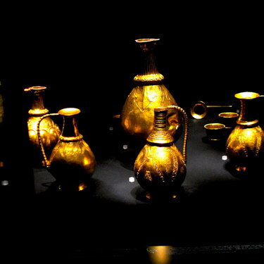 Gold pots at Museum