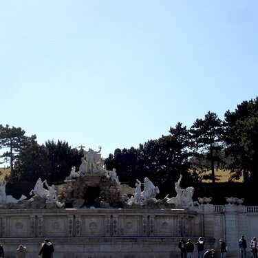 Neptune&#039;s Fountain at Schonbrunn Palace