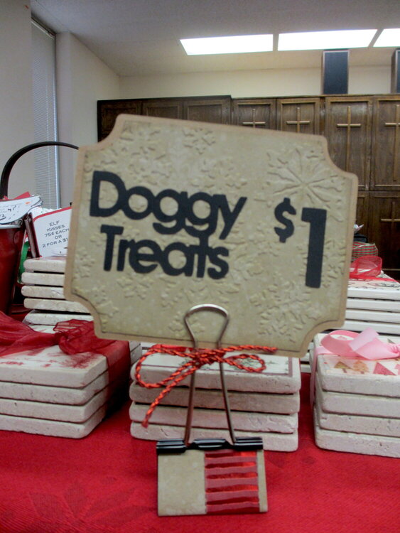 Doggy Treats (sign)
