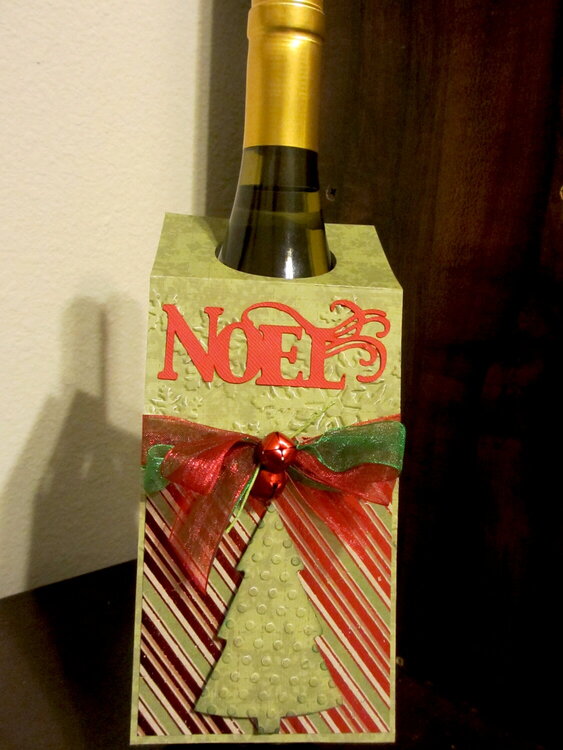 Noel Wine Bottle Tag
