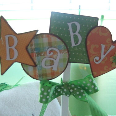 Close up of baby shower tag