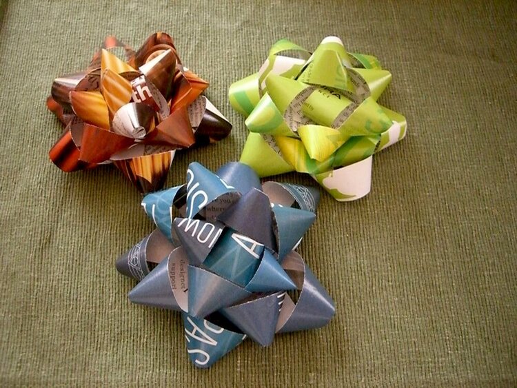 Homemade Bows from Magazines