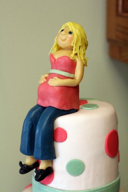 Polkadot baby shower cake