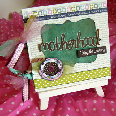 Motherhood Mini Album, Cover