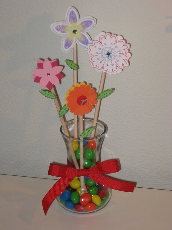 flower vase with candy