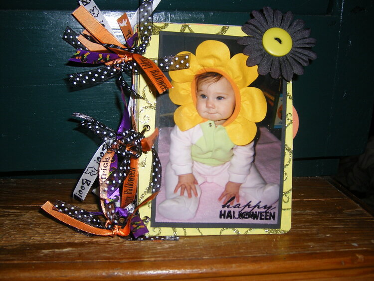 Halloween chipboard album