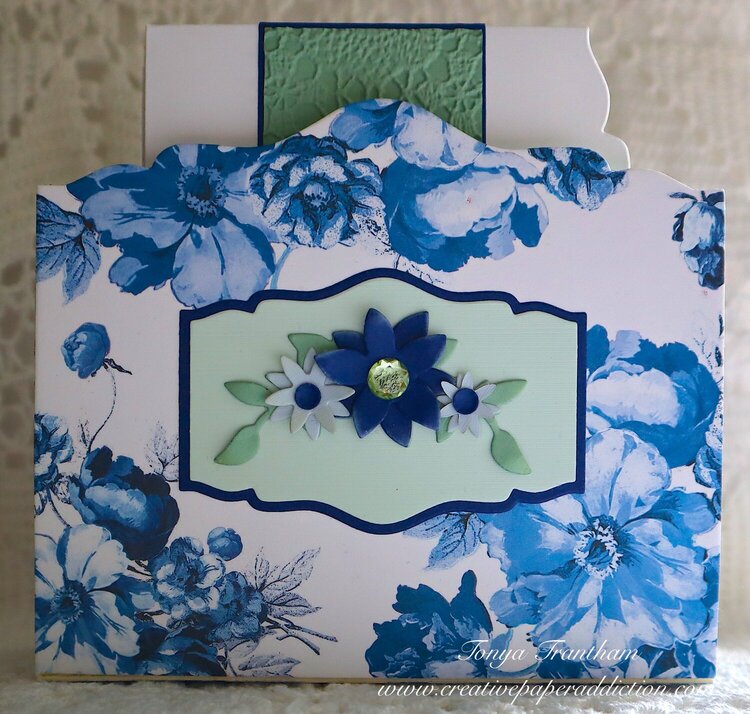 Delft Blue Floral Box with Cards
