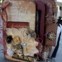 Christmas Memories Mini Album