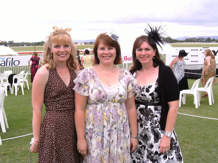 Ladies Day at Hawkesbury Races...
