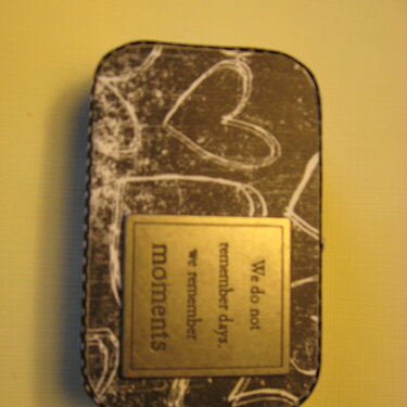 Altered Altoid Tin Mini Scrapbook (outside)