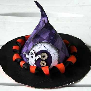 hat 2 of witch