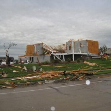 Tornado damage from Kansas44