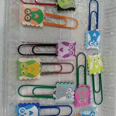 Bookmarks from big paperclips
