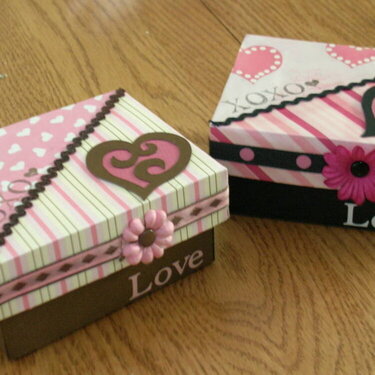 Paper Gift boxes
