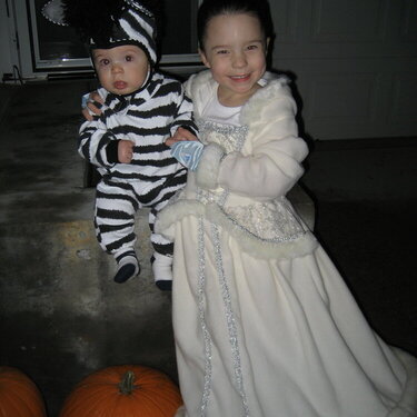 Ryan and Evelyn Halloween 2008