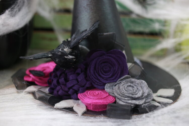 *Jillibean Soup* Felt Flower Witches Hat- Detail 1