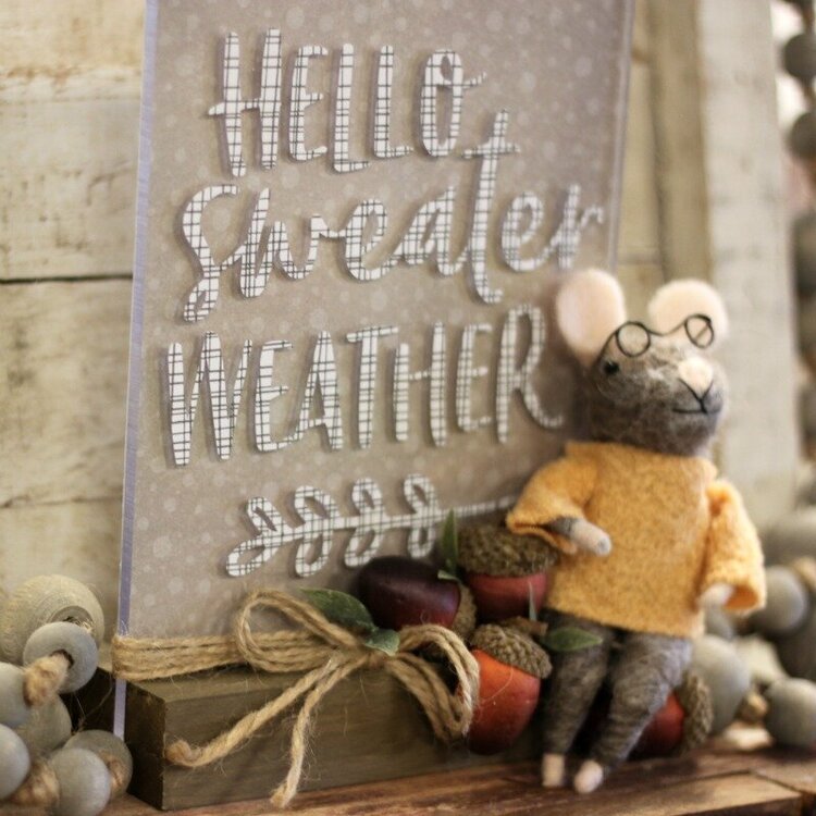 *Jillibean Soup* Hello Sweater Weather Mouse Acrylic Stand