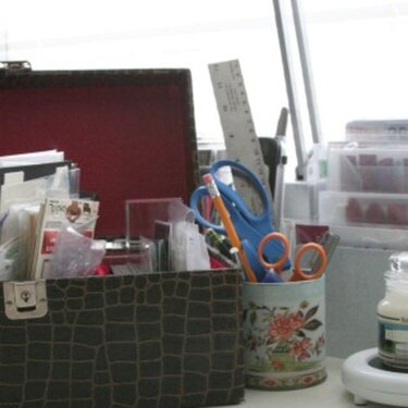 Miscellaneous work table items