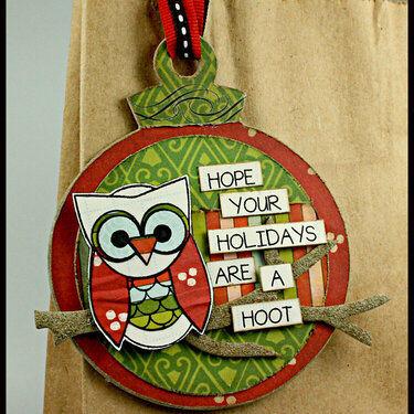 Holiday Owl tag