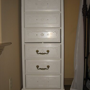 Tall dresser