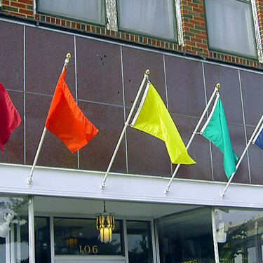 #3-More than 3 flags flying together (5pts)