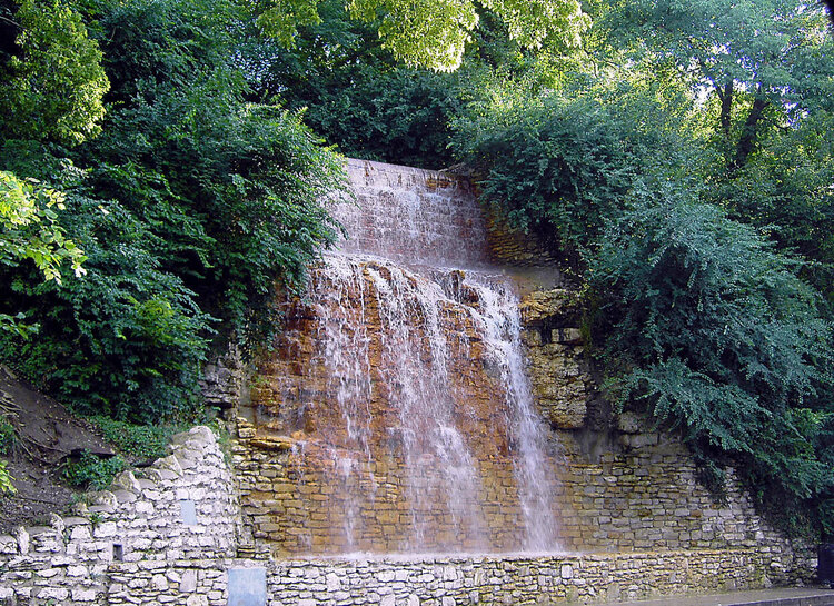 #14- Waterfall (4pts)