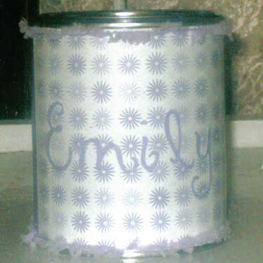 Emily&#039;s Paint Can