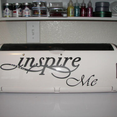 The Cricut E with vinyl and Bling