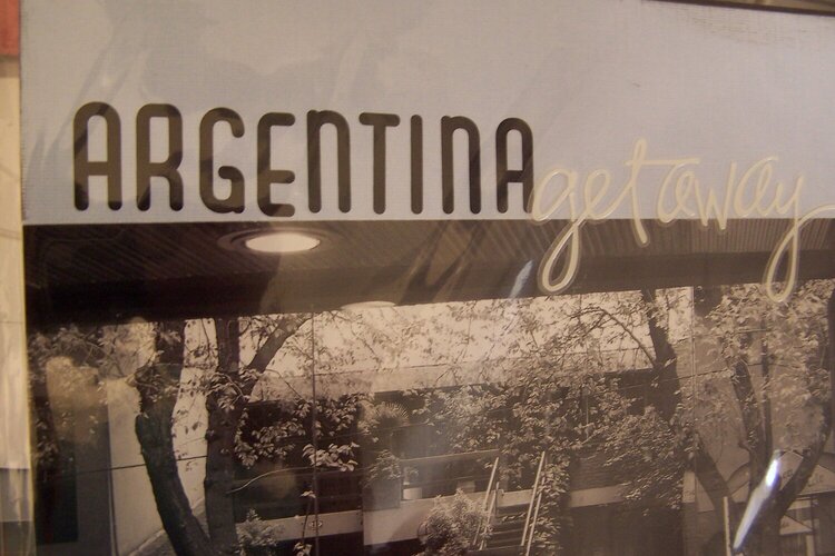 Argentina Getaway - Rub On Detail