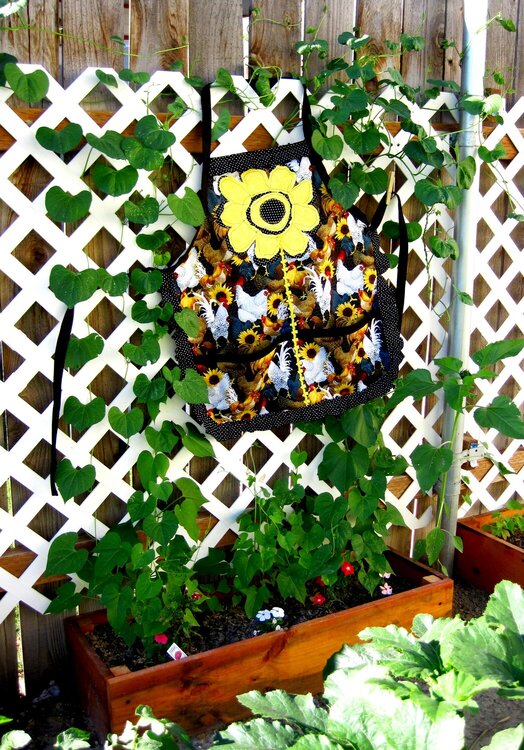 ::Sunflower Appliqued Apron by KimberlyRae::