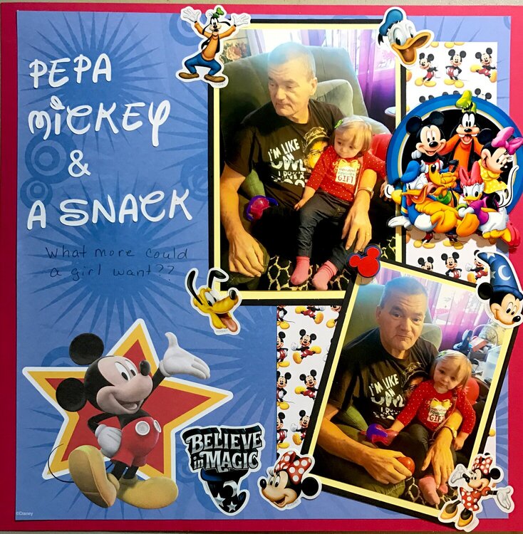 Peps Mickey and a snack