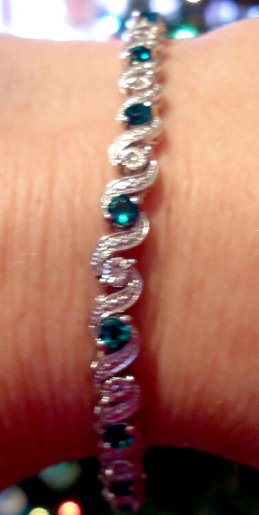 Emerald and Diamond bracelet