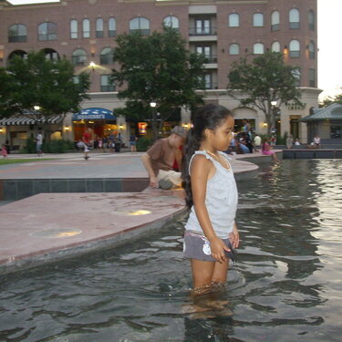 Tiana in the Fountain, Agaiin