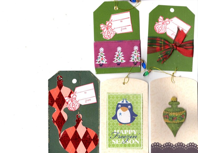 Secret Santa swap: Christmas tags and pockets
