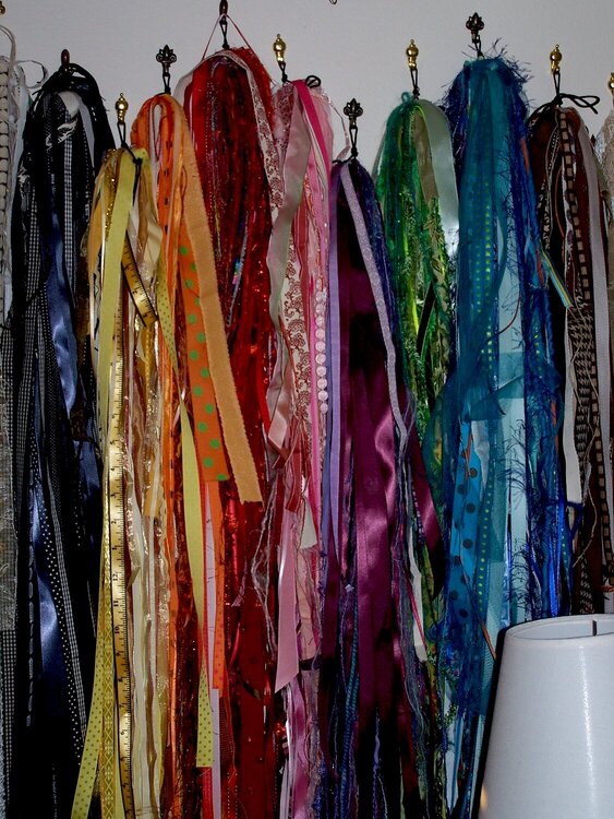 Ribbon Wall